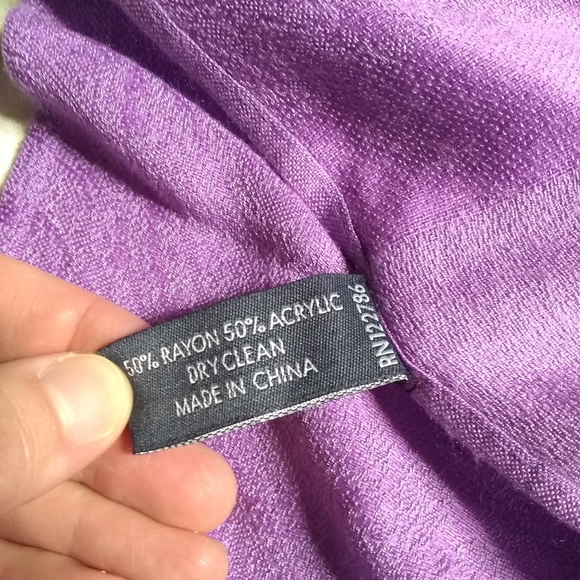 Pashmina scarf, warm tone purple - Picture 6 of 6